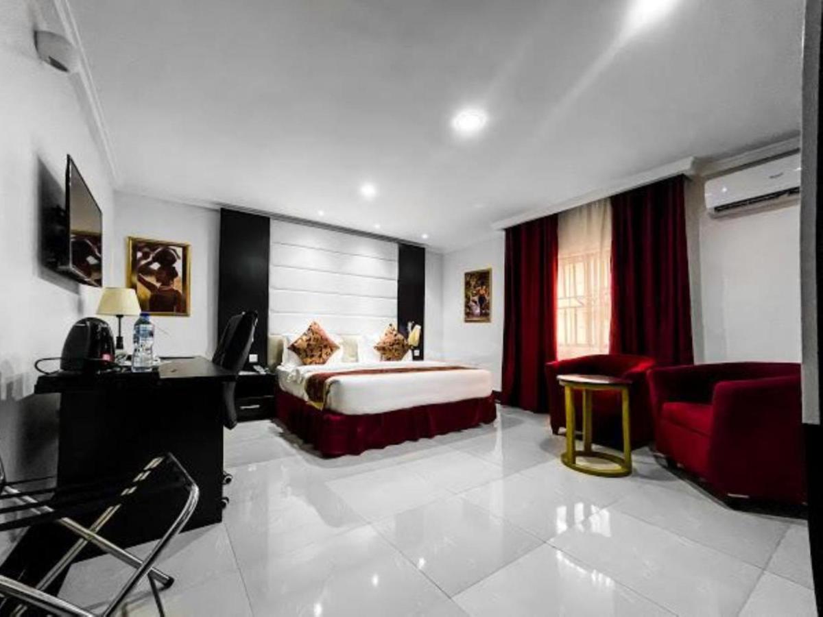Pasadena Suites Lekki Extérieur photo