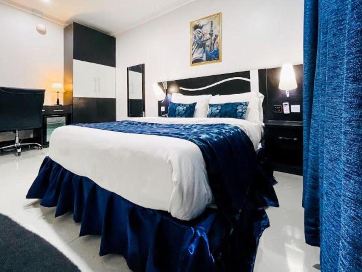 Pasadena Suites Lekki Extérieur photo