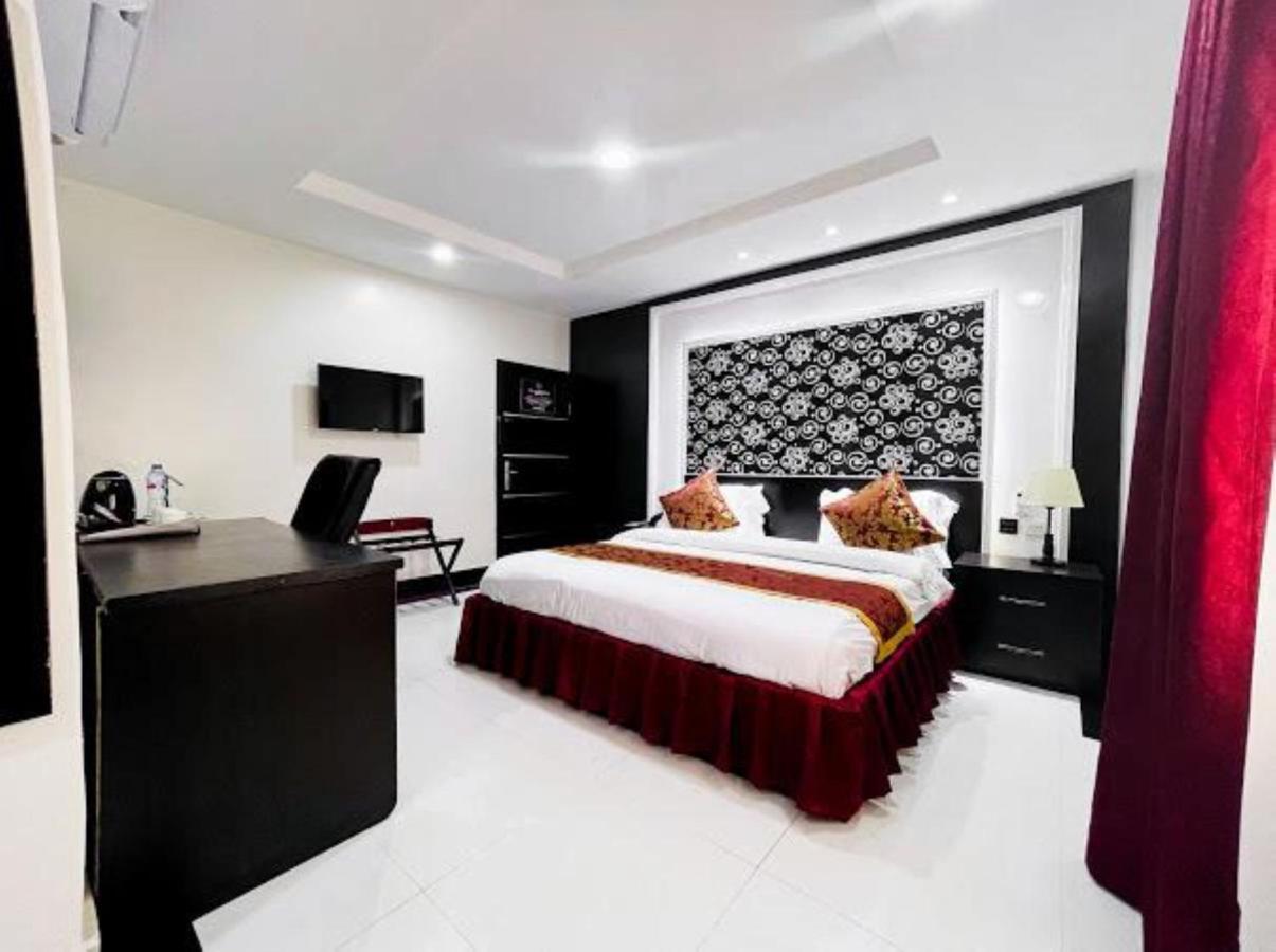 Pasadena Suites Lekki Extérieur photo